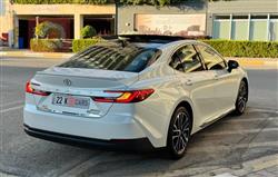 تۆیۆتا کامری